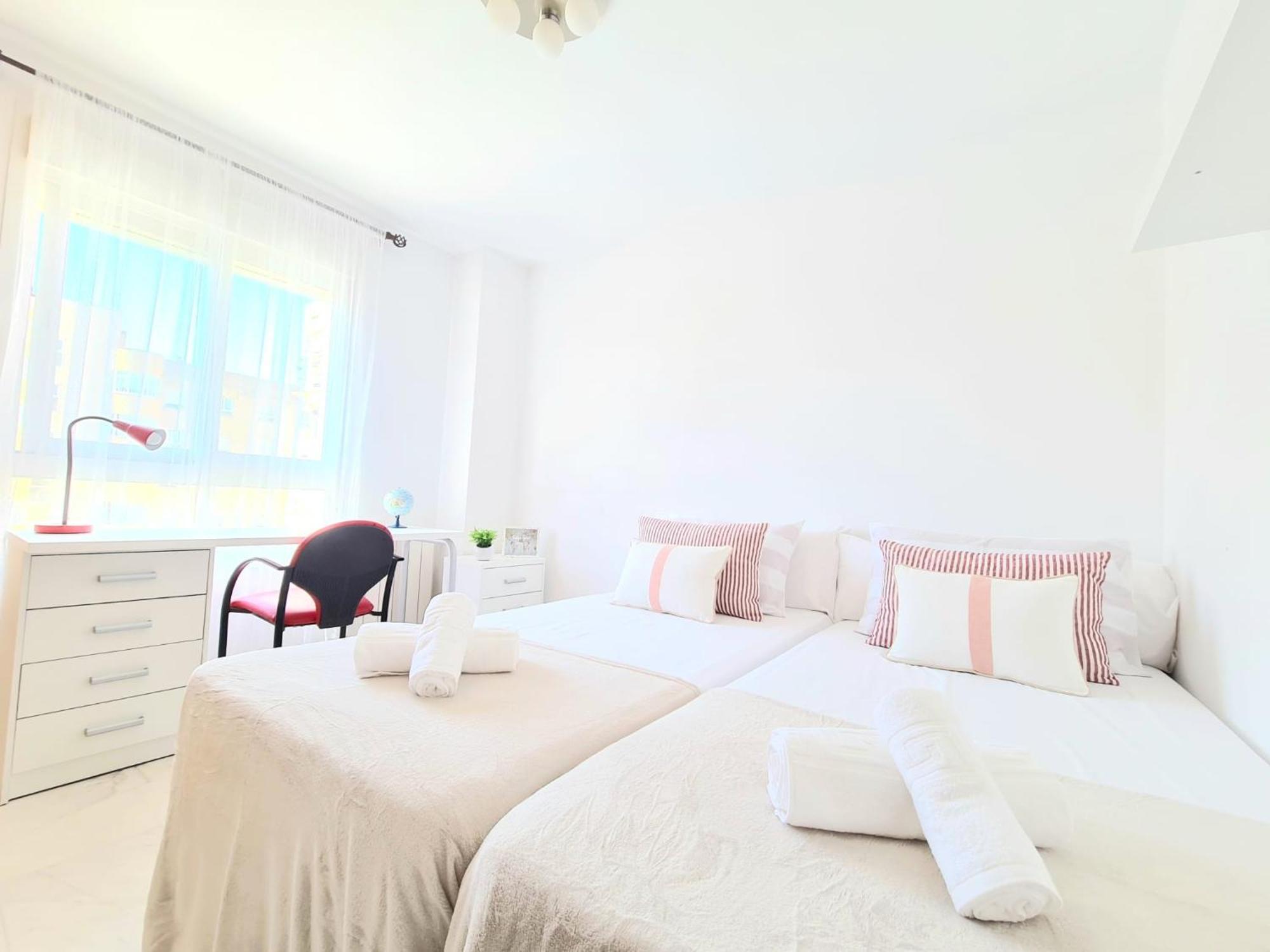 Apartamento 3 Dormitorios Малага Номер фото